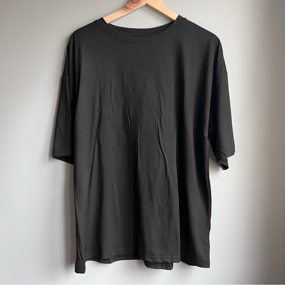 Please Don’t Talk To Me Oversized Graphic Tee 🖤 - Picture 3 of 5